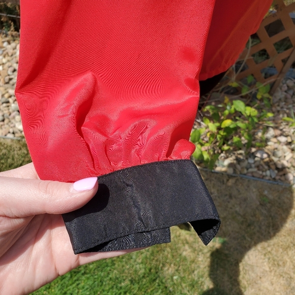 Worthington Petite Size 6 Red and Black Lightweight Button Up Blouse EUC - Picture 13 of 16